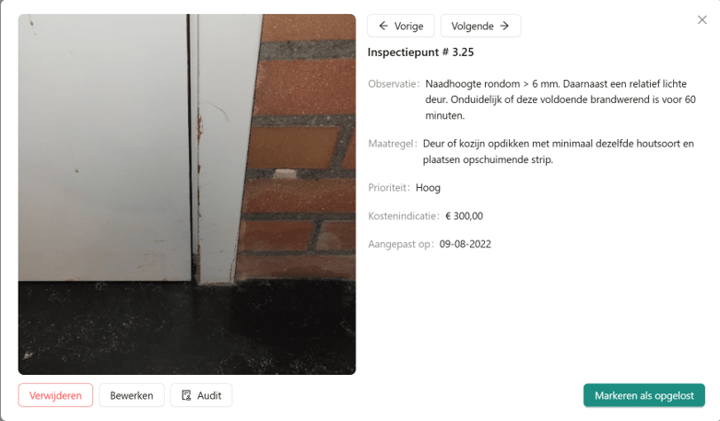 Pandveilig app – detailweergave inspectiepunt met foto brandwerende deur, observatie, maatregel en kostenraming